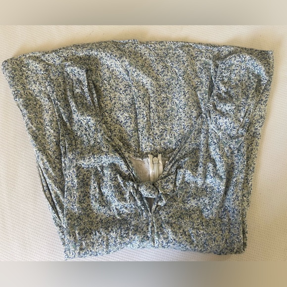 Abercrombie & Fitch Knot-Front Mini Dress - Picture 7 of 10